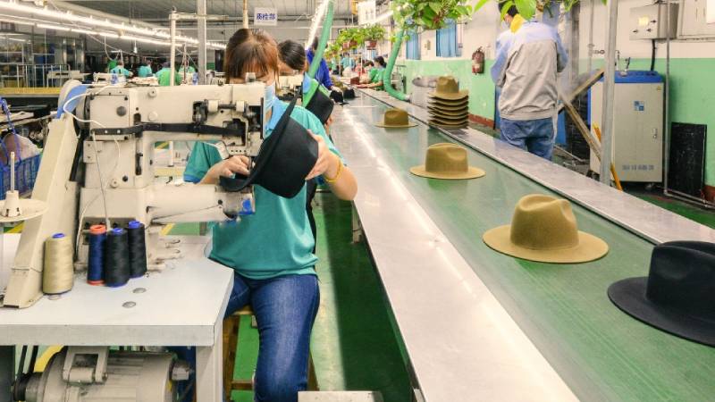 EXTENSIVE PRODUCT RANGE