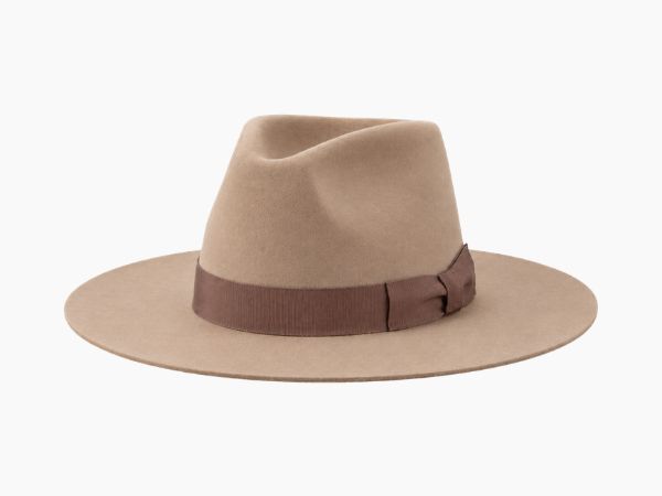 Firm felt hat