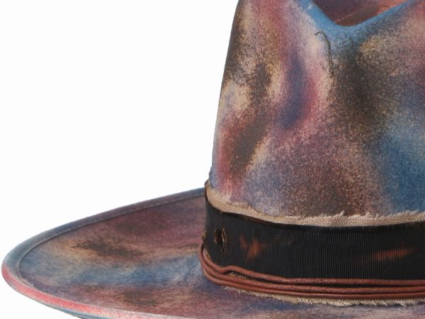 Special effect felt hat finish